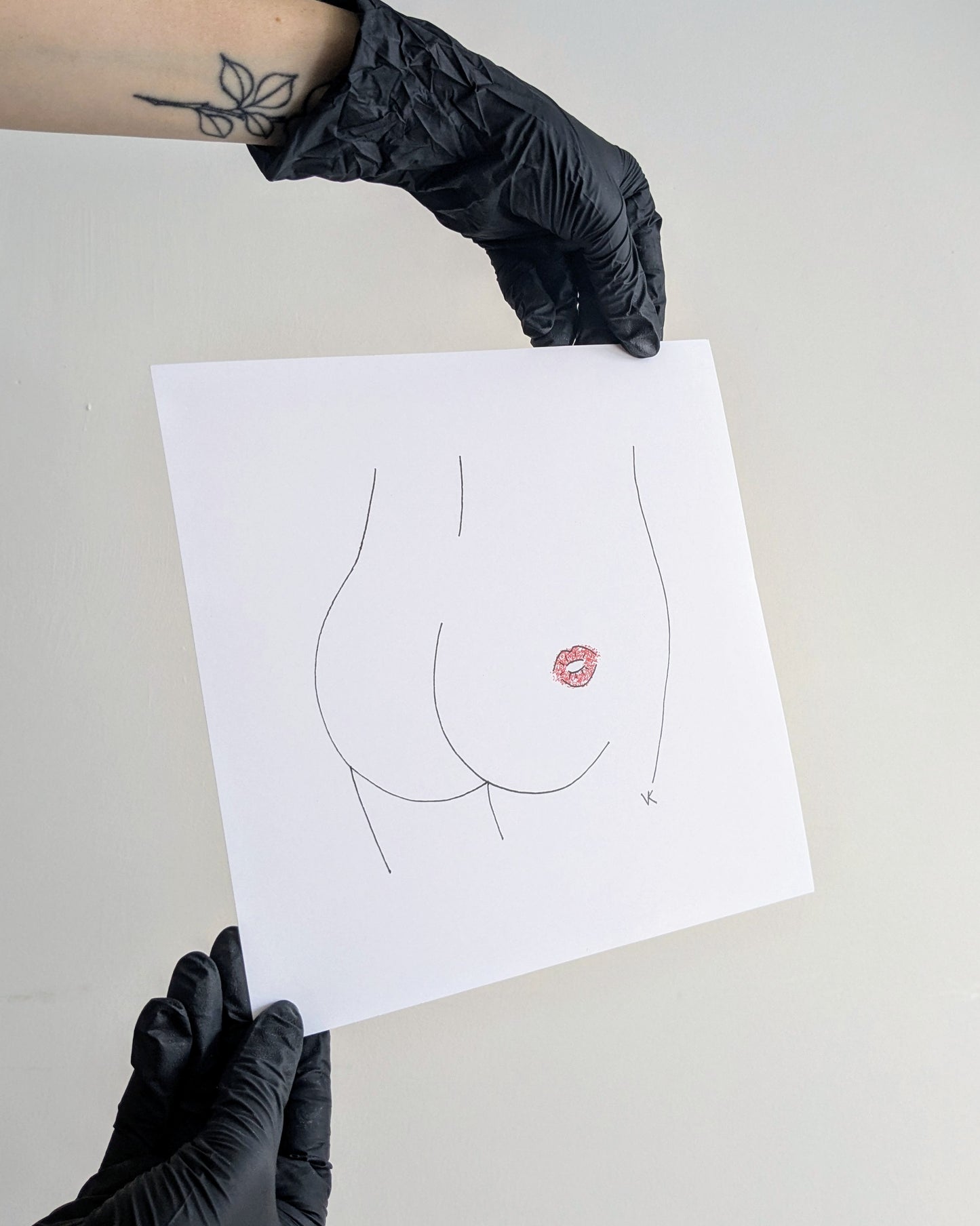 'Kiss (My Ass)' - 210mm×210mm - Venni Kaarto - Art print